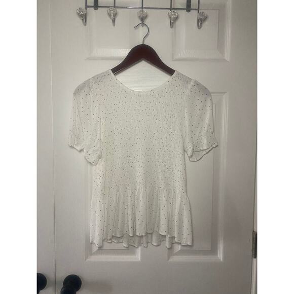 Mi ami Tops - NWOT Mi Ami White Puff Sleeve Babydoll‎ Short Sleeve Blouse Size Medium